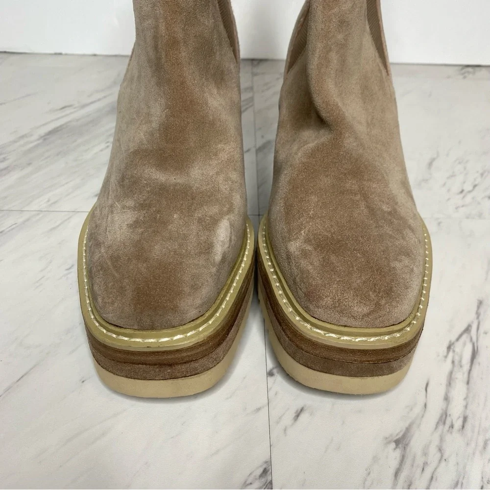 Vince Camuto Omassa Suede Wedge Heel Chelsea Bootie 8 1/2 M